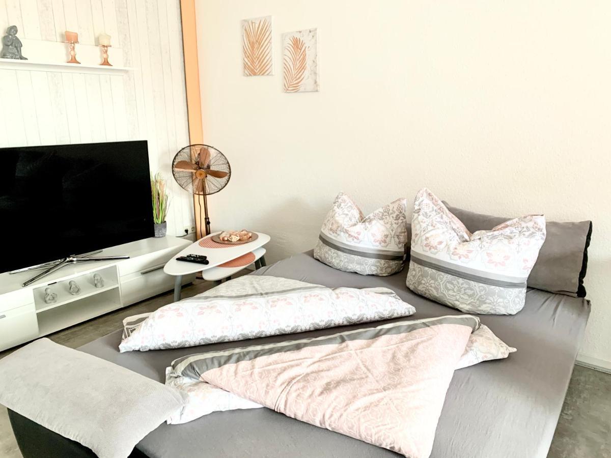 Cottbus-Apartments - Apricot Apartment I Privat I Wifi I Kueche I Balkon Εξωτερικό φωτογραφία